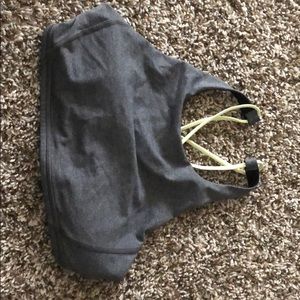 lululemon sports bra